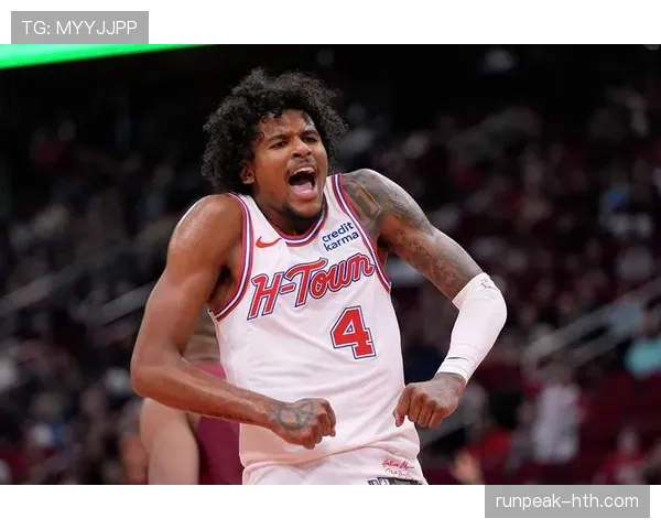 格林三分命中率提升助力球队关键胜利