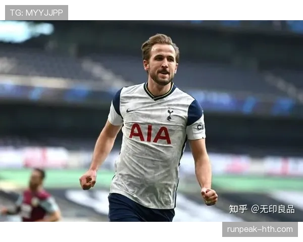 阿尔瓦雷斯闪耀世界杯，状态回暖助球队挺进新阶段